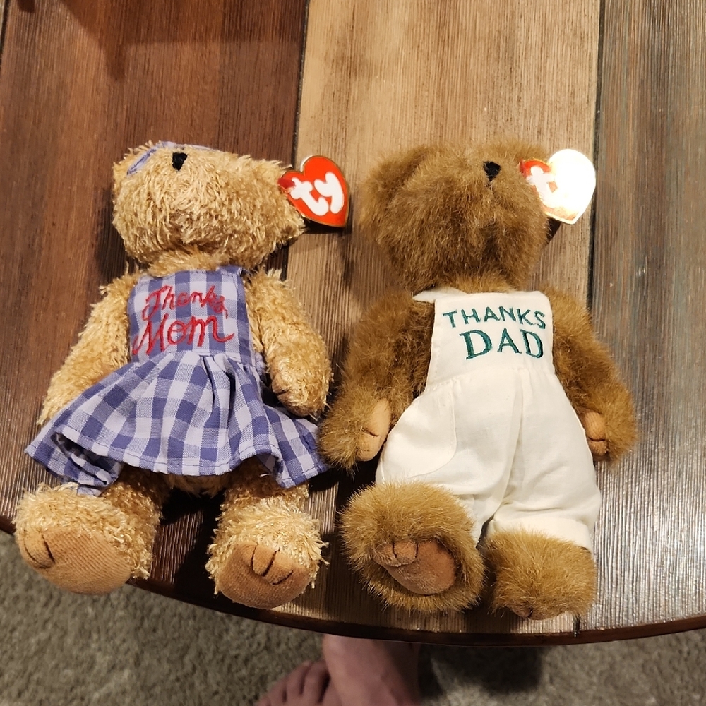 Ty Beanie Babies 'Thanks Mom' Purple & 'Thanks Dad' White Plush Bears - Set of 2